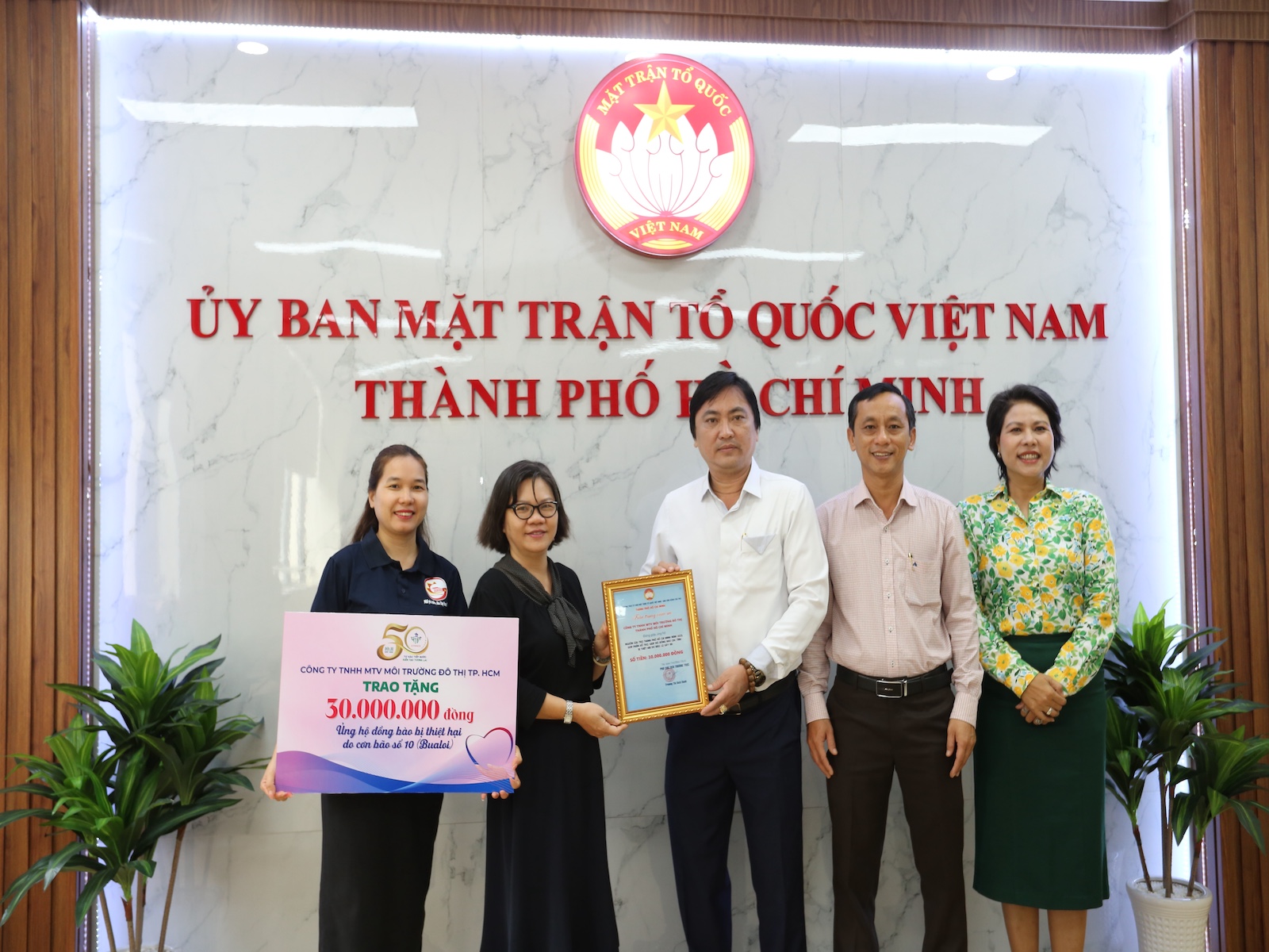 ỦNG HỘ ĐỒNG BÀO CÁC TỈNH BẮC BỘ VÀ BẮC TRUNG BỘ BỊ THIỆT HẠI DO BÃO SỐ 10 (BUALOI) GÂY RA